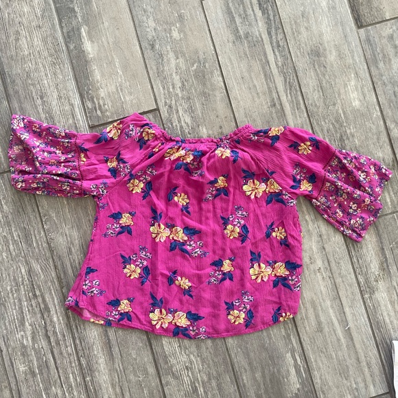 Perfect for back to school!  2 Justice tops - size M! - Picture 5 of 7